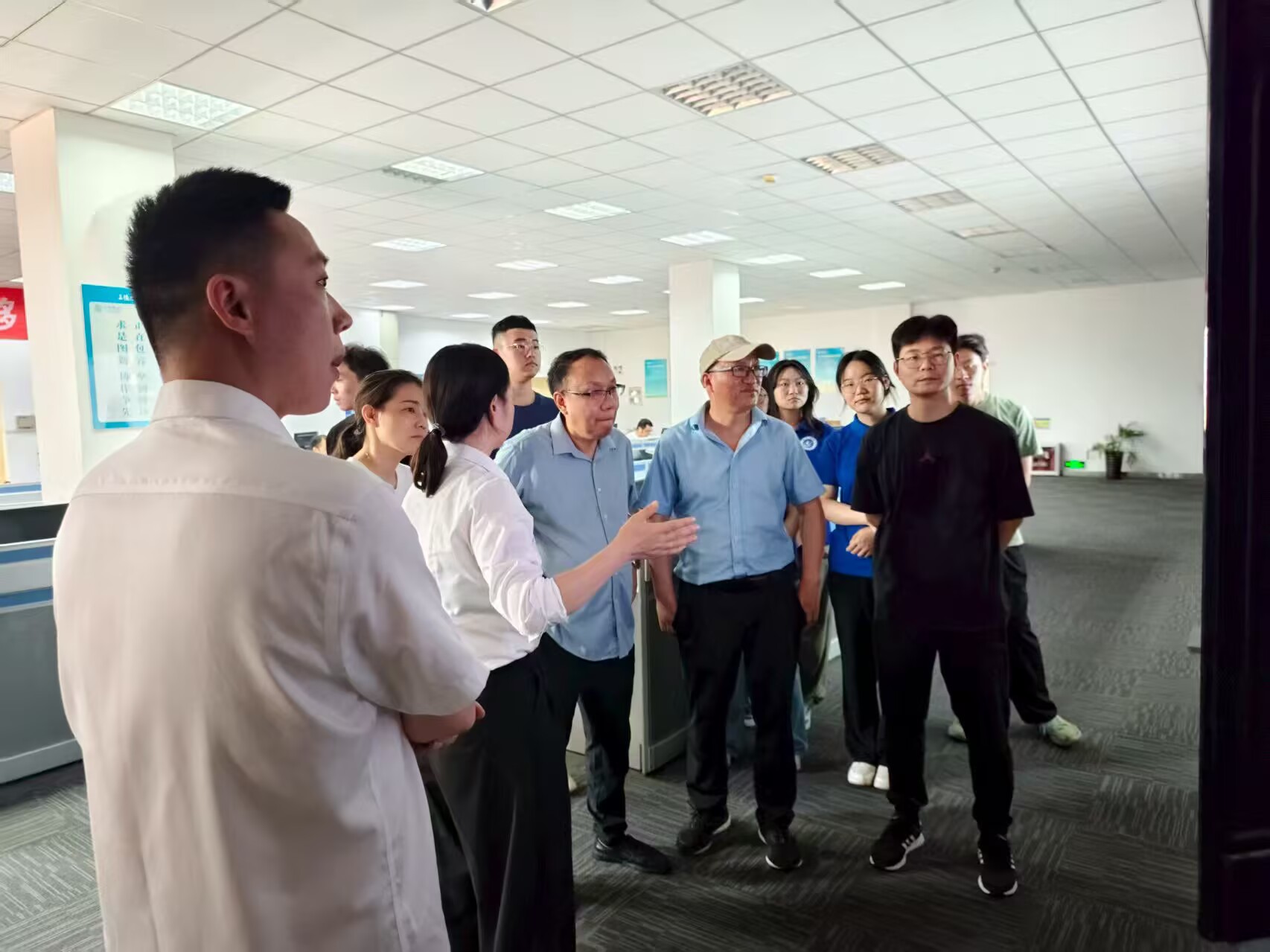 2025年暑期“三下鄉”社會實踐————實踐團探5G應用見聞