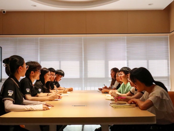 長安大學研究生科學技術協會“追尋紅色記憶 不忘初心使命”暑期社會實踐隊赴重慶市新影村社區開展至臻講堂