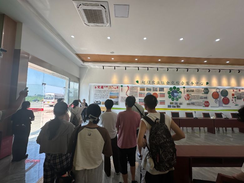 躬耕沃土探“碳”路，智慧農業譜新篇——南京農業大學資源與環境科學學院“耕新野，研碳跡”鄉村農田調研團赴南京市六合區趙壩村和合肥市肥東縣青龍廠村實踐紀實?