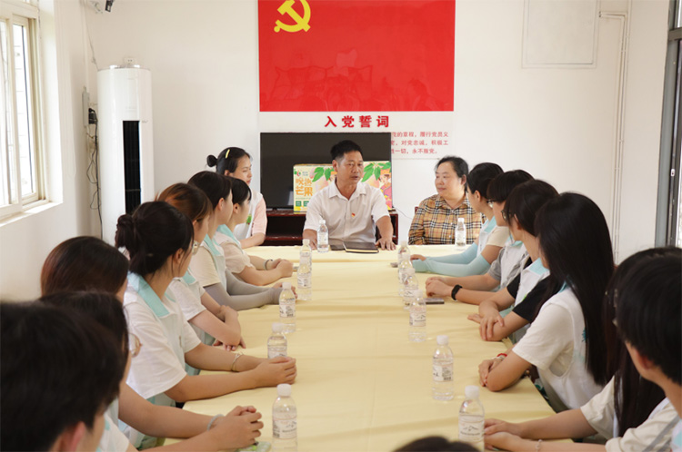 攀峰1970米，對話晚熟芒果產(chǎn)業(yè)領(lǐng)航者李國田