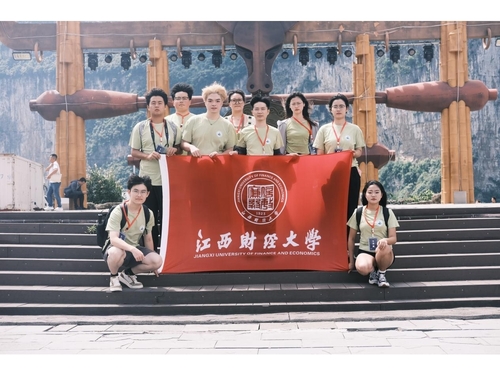 生態(tài)與科技并進(jìn)：見(jiàn)證鄉(xiāng)村振興新圖景