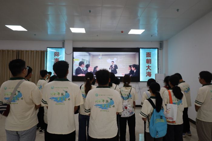 桂林理工大學綠色發(fā)展倡導團走訪產業(yè)紀實
