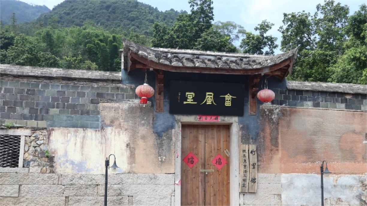 重慶人文 科技學院 | 筆墨留千秋，傳承千年文化之美