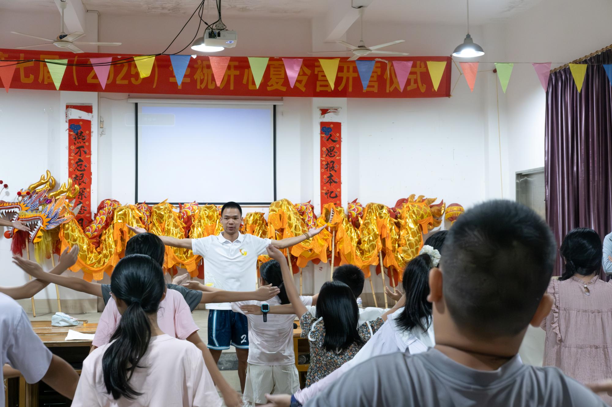 趣動青春添活力，文承古韻育新苗 ——華南師范大學柳夏星火實踐隊課程報道