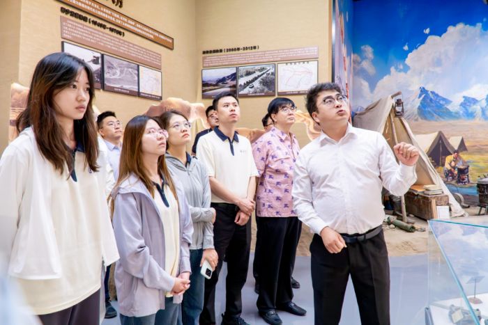 解碼高原交通智慧，共話“兩路”精神傳承 長安大學弘揚“兩路”精神實踐隊走進青海省交規院