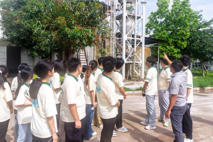 揭凈水廠運行密碼，守海岸帶生態屏障——桂林工大學“問水平陸，青力青為”綠色發展倡導團考察欽州河東污水處理廠