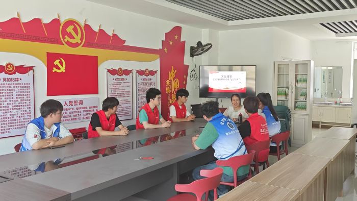 聆聽黨員初心，傳承兵團精神——塔大學子奎屯尋訪實踐行