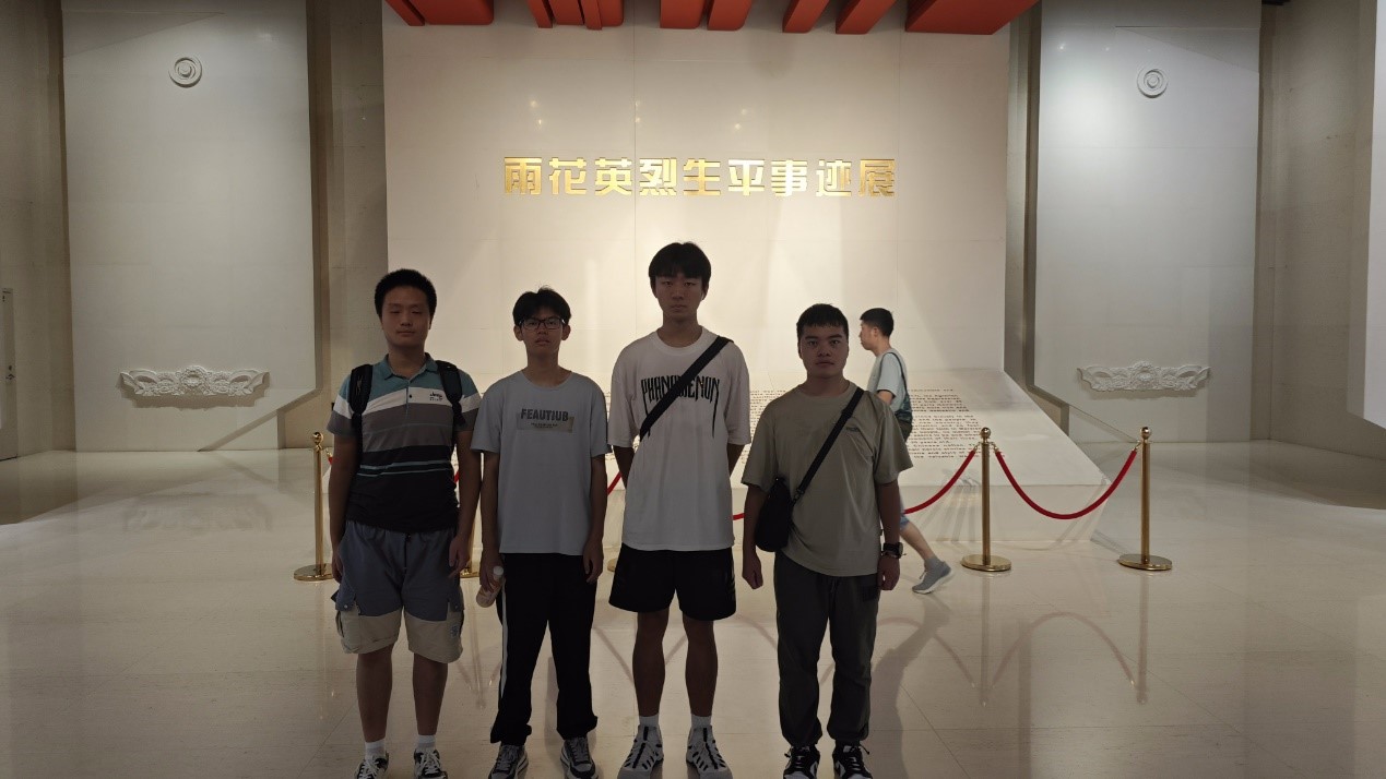 南財學子雨花臺前憶英烈，會計心中鑄國魂