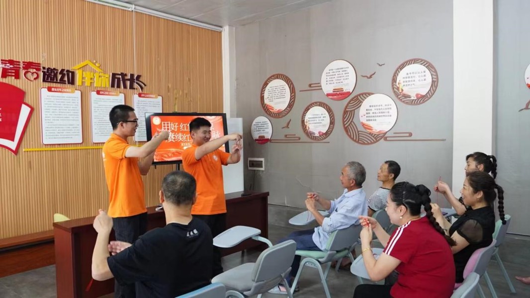 西南石油大學“南尋故里，柚踐紅心”暑期社會實踐隊蓬安行：編織紅色記憶，共繪紅心篇章