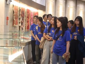 革命星火映初心：東北財大學子深入紅色教育基地開展實踐研學