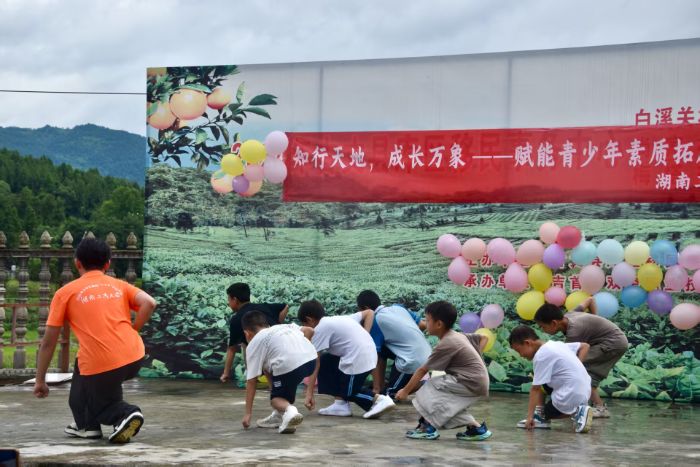 青春賦能鄉(xiāng)土，科技點亮振興：白溪關村首屆“鄉(xiāng)村科技文化節(jié)”落幕