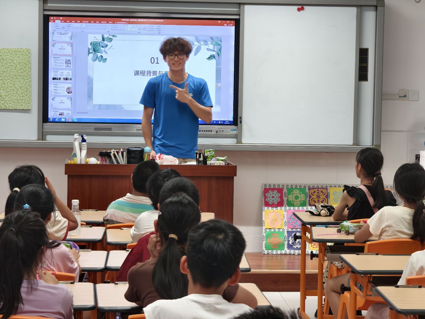 手語傳愛課堂，“鄉”約無聲世界