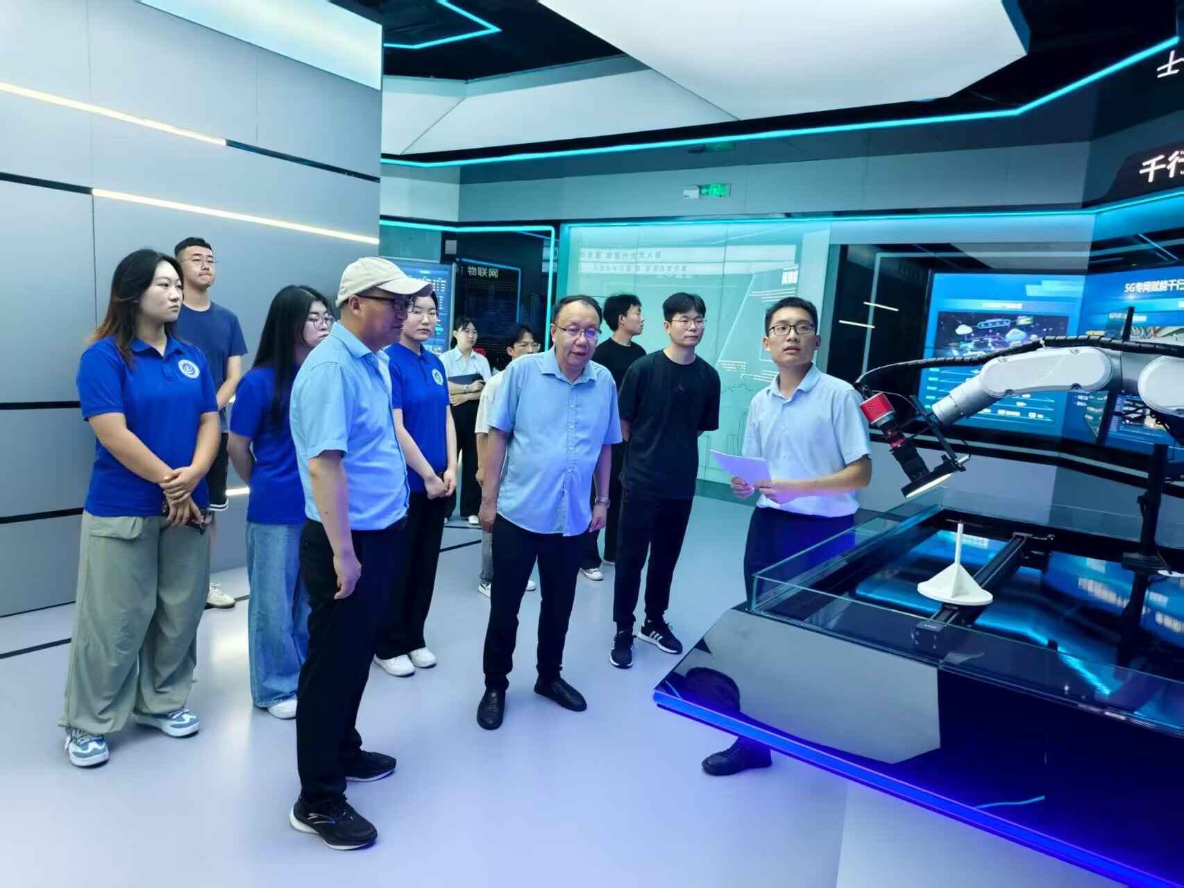  2025年暑期“三下鄉”社會實踐————實踐團探索5G應用