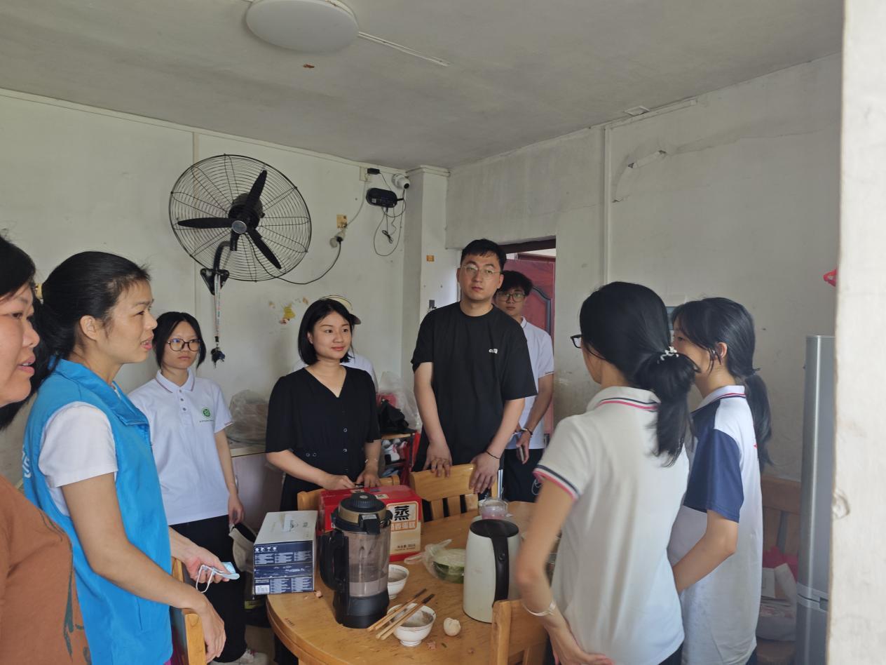 科技師大愛心走訪，入戶送溫暖