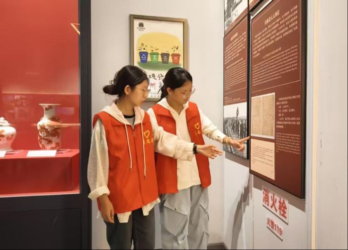 體悟藥都文脈，助力中藥文化傳承發展——安徽理工大學醫學院“藥都探草”隊赴亳州開展暑期“三下鄉”社會實踐