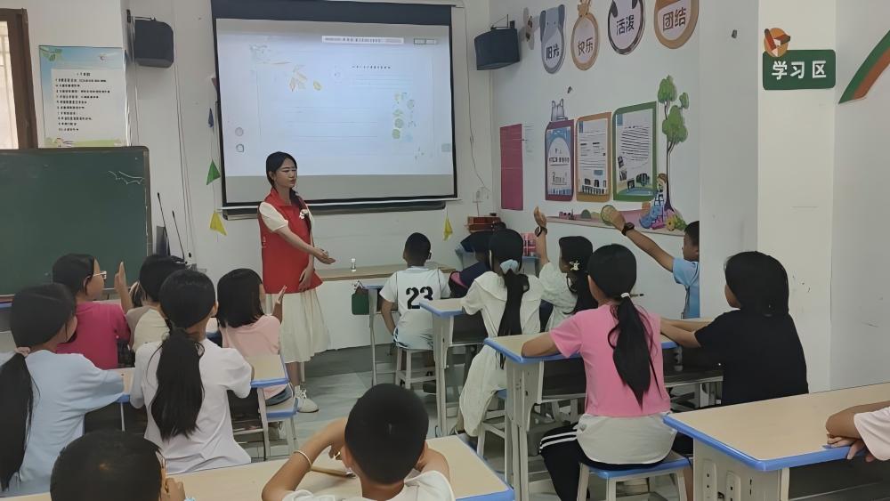 淮師大三下鄉|青春支教譜新篇，文明知識入人心