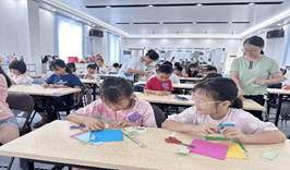 佛山大學“尋跡·傳承”實踐團在黃洞村開展義教活動，傳承紅色文化與愛國情懷