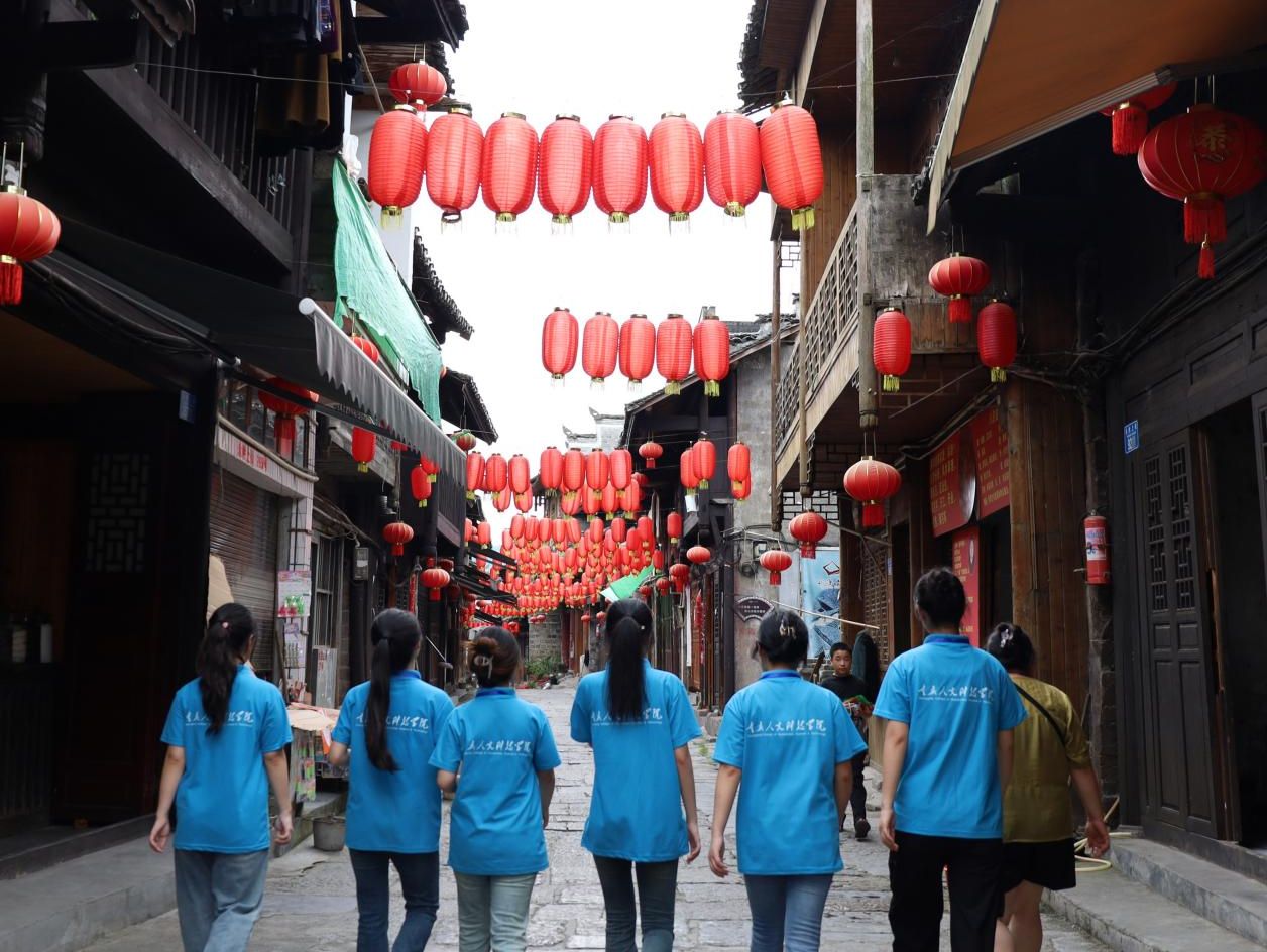 青春人科進行時：經緯交織籃中夢，酸甜盡在果實生