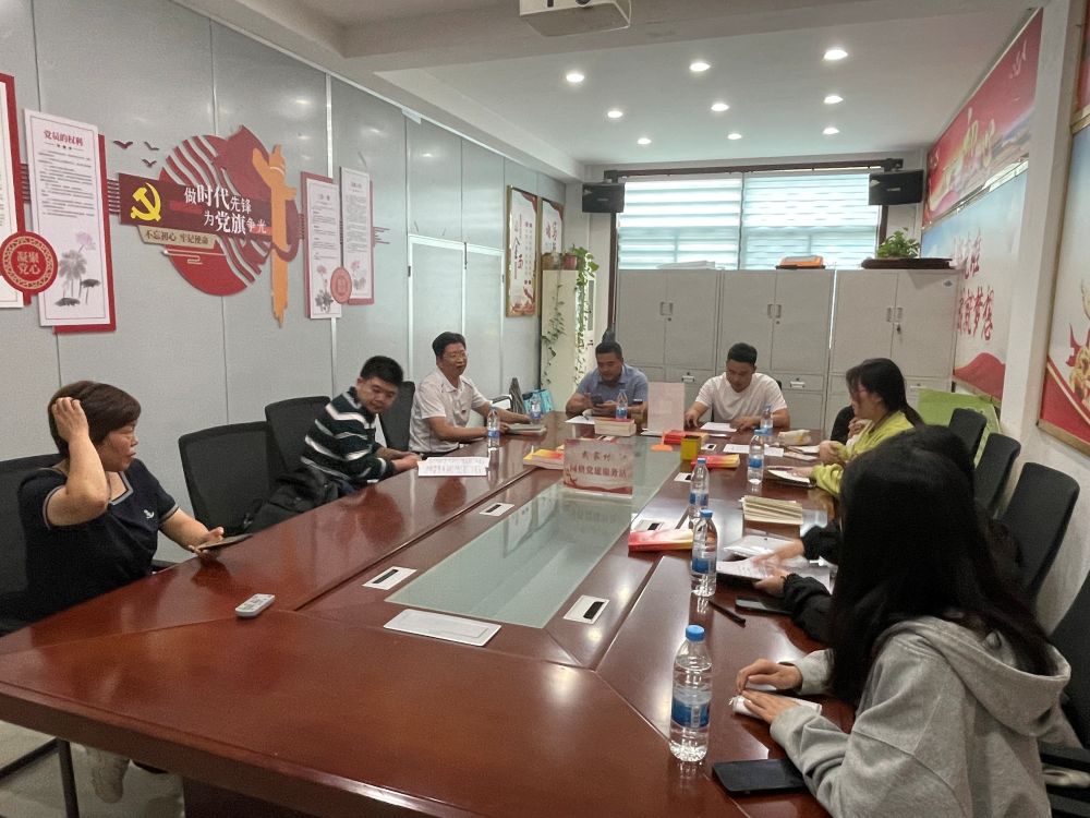 農險調研探實情，青春力行助振興 —— 經管學院師生赴興化鄉村開展三下鄉社會調查?
