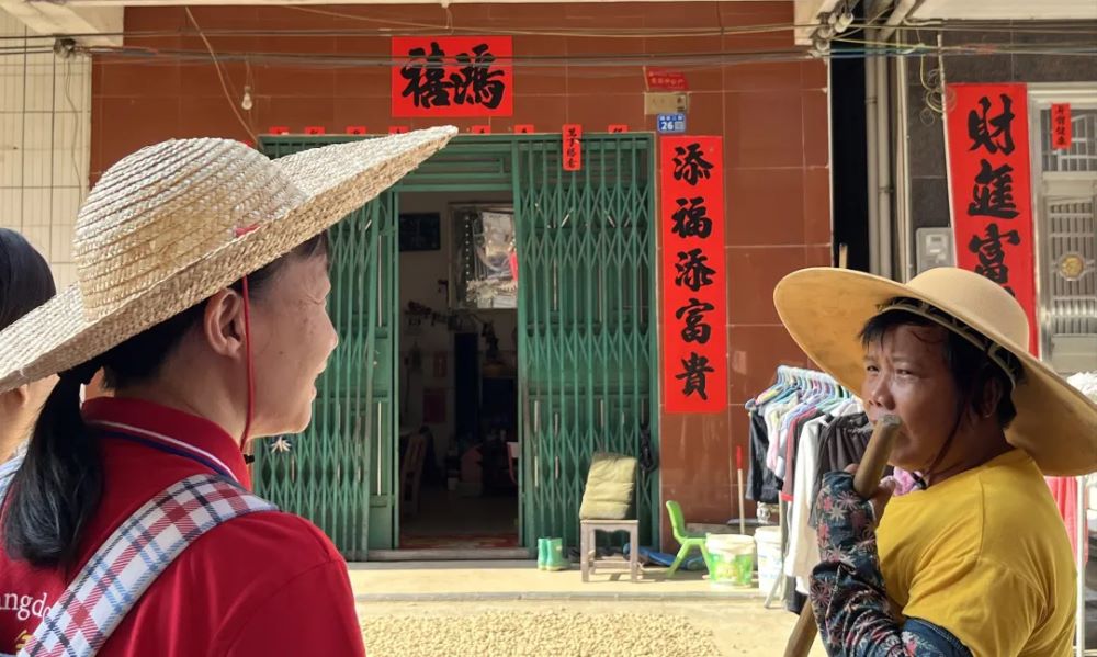 “愛農(nóng)助農(nóng)伴我行，鄉(xiāng)村振興在路上”