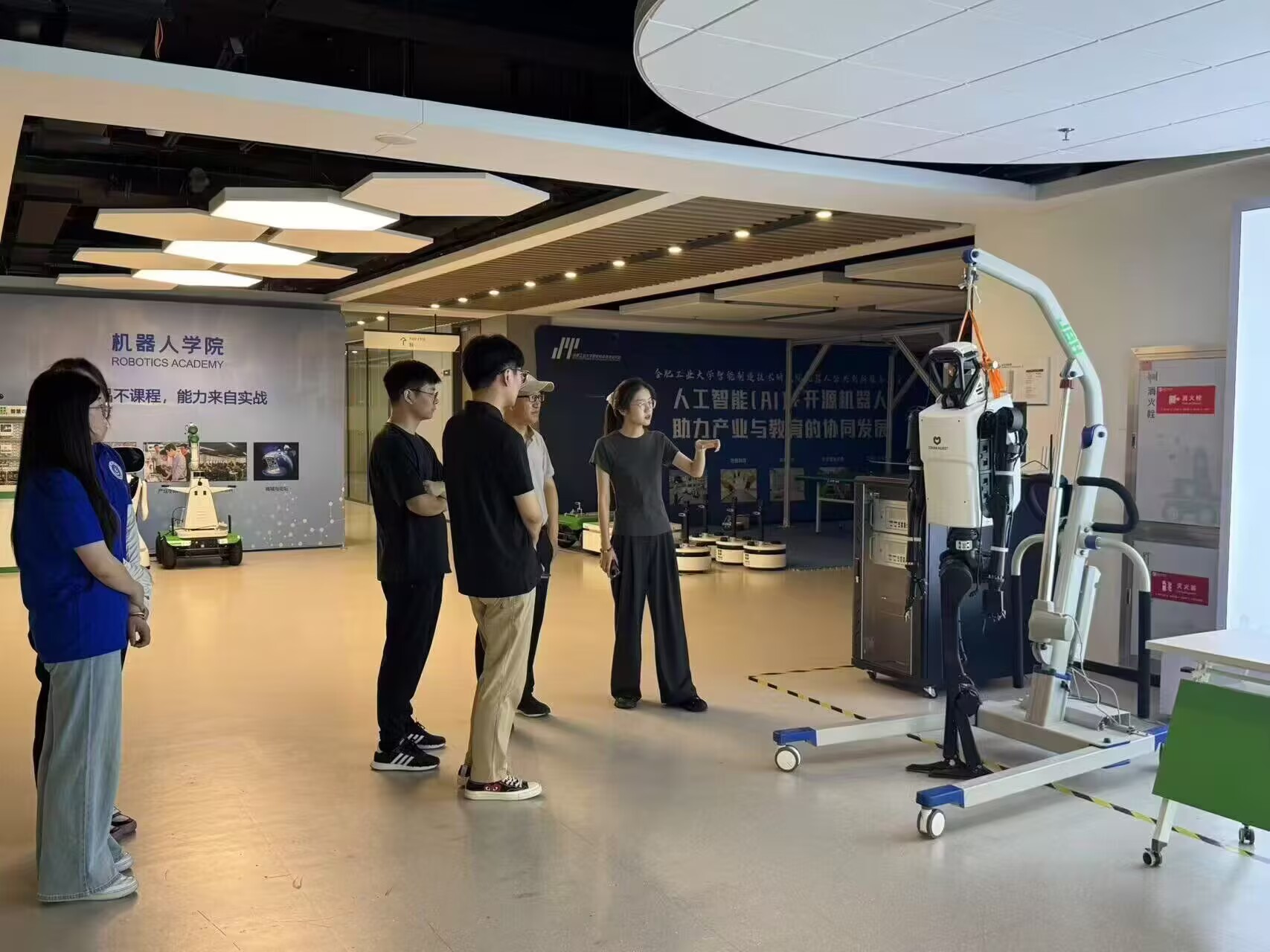 赴合肥“探智能，拓職域”實踐團訪問安徽深谷科曼機器人技術有限公司