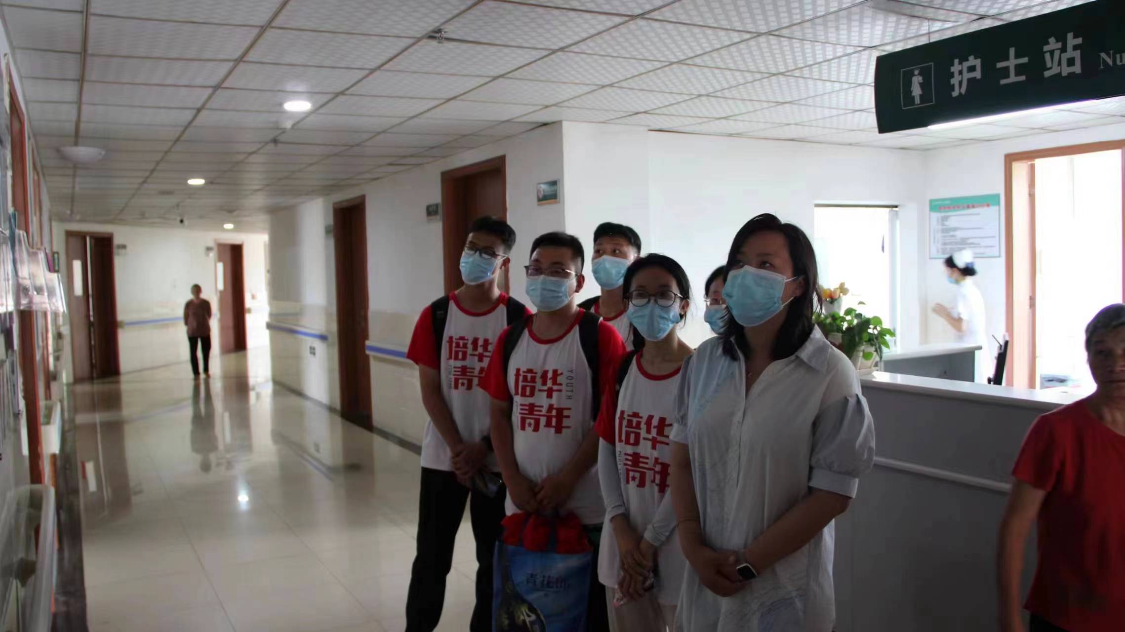 南丁格爾護理志愿者服務隊赴定南縣第一人民醫(yī)院參觀學